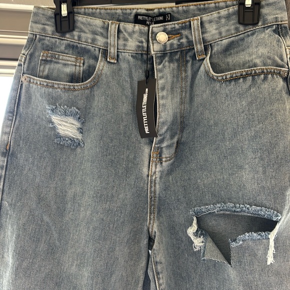 PETITE BLEACH WASH RIPPED SPLIT HEM JEANS - Picture 3 of 5
